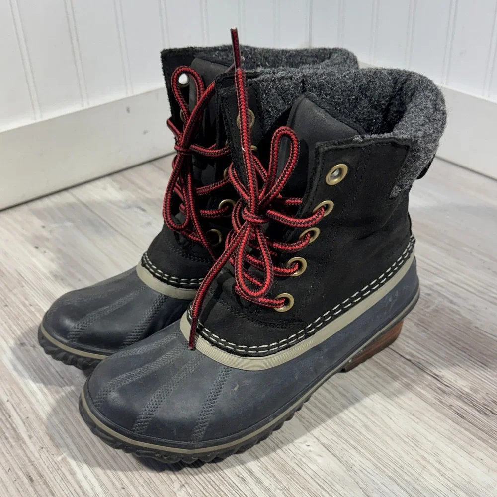Sorel good used